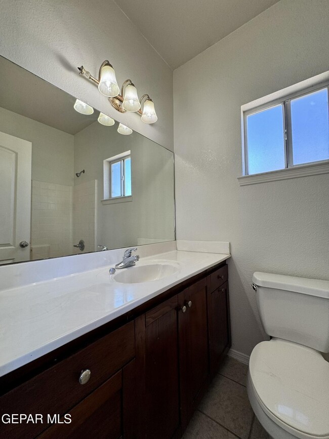 Building Photo - 5916 Cielo Del Rey Pl