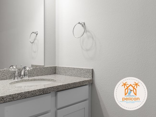 Building Photo - Modern 3-Bedroom Townhome in Gated Community