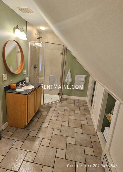 Building Photo - 94 Otis St