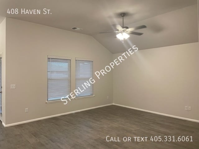 Building Photo - 408 Haven St