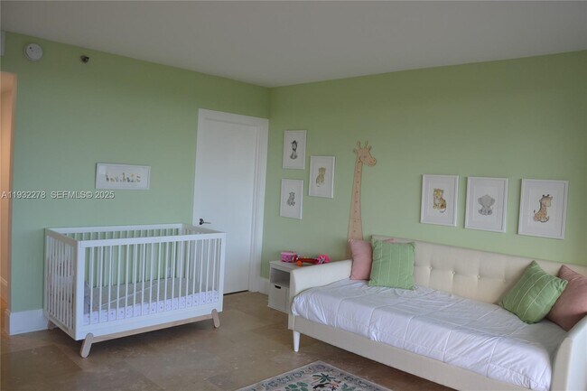 Building Photo - 11113 Biscayne Blvd