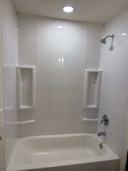 Building Photo - 10401 66th Ave E