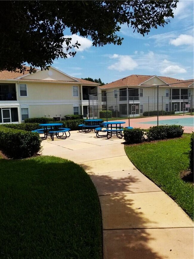 Building Photo - 8829 Grand Palms Cir