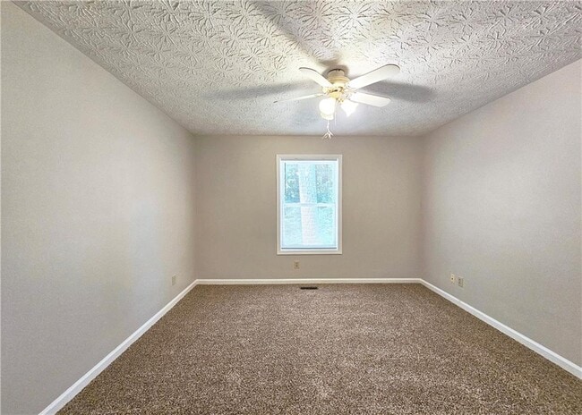 Building Photo - 5530 Deerfield Pl