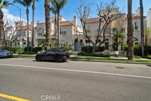 Building Photo - 4414 Moorpark Way
