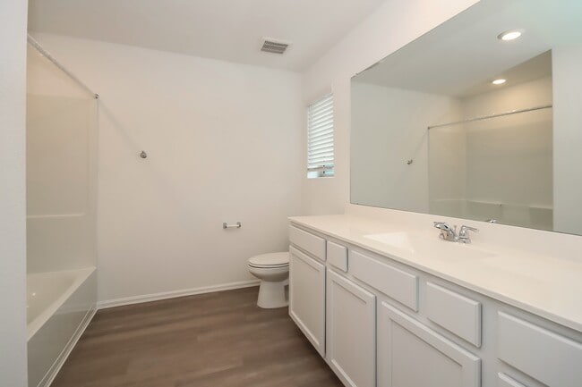 Building Photo - 22669 Malvicino Dr