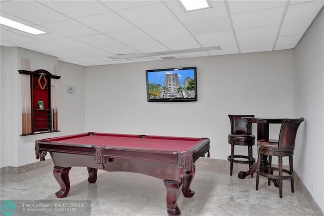 Building Photo - 3750 Galt Ocean Dr