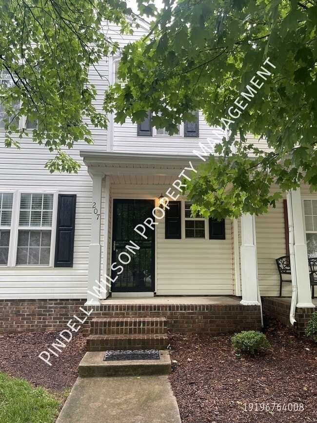 Building Photo - 207 Highgate Cir