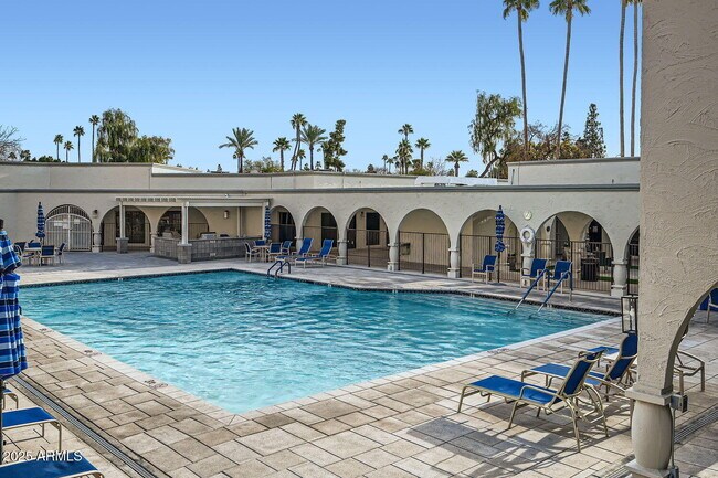 Building Photo - 7970 E Camelback Rd