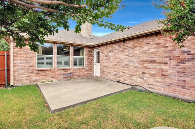 Building Photo - North McKinney Beauty