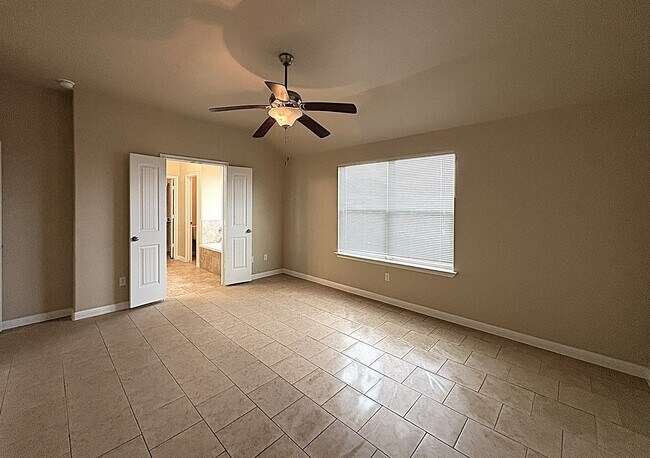 Building Photo - 3807 Flat Rock Mountain Dr