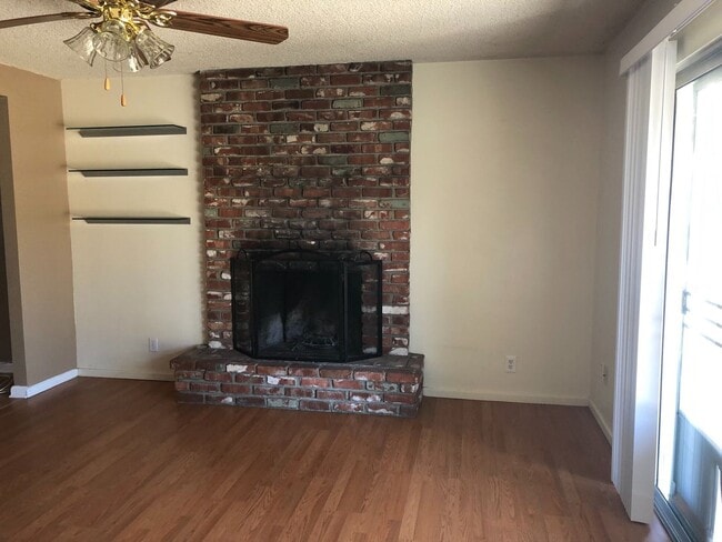 Building Photo - 3+2 Golden Hills West COMING SOON!