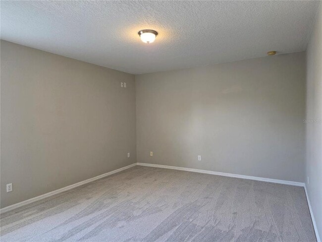 Building Photo - 1645 Algonkin Loop