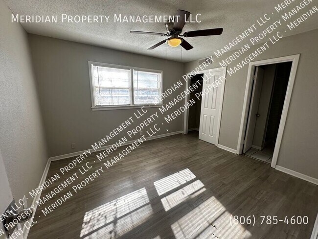 Building Photo - 1602 39th St