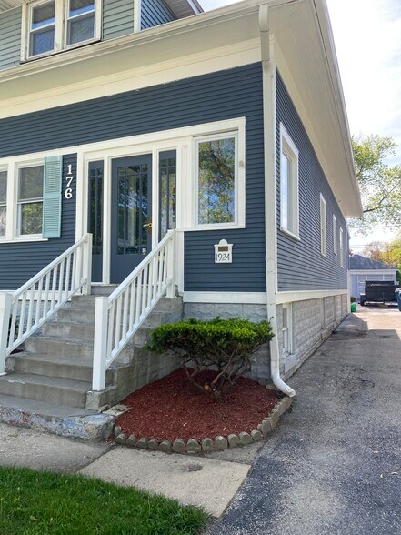 Building Photo - 176 S Walnut St