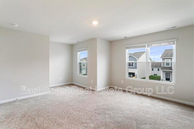 Building Photo - 124 Cramsford St