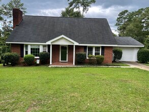 Building Photo - 1115 Williams Dr