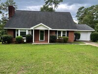 Building Photo - 1115 Williams Dr