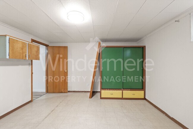 Building Photo - Charming North Spokane Home in a Prime Location