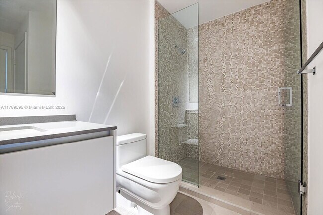 Building Photo - 88 SW 7th St