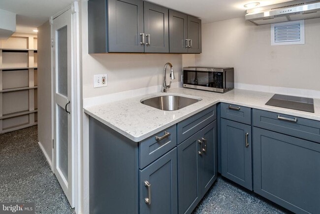 Building Photo - 59 S Franklin St