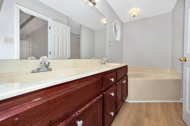 Building Photo - 177 Merganser Blvd