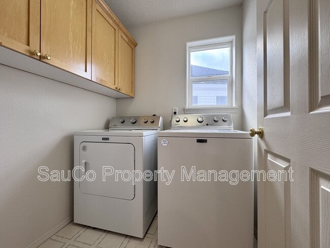 Building Photo - 16933 NW Arizona Dr