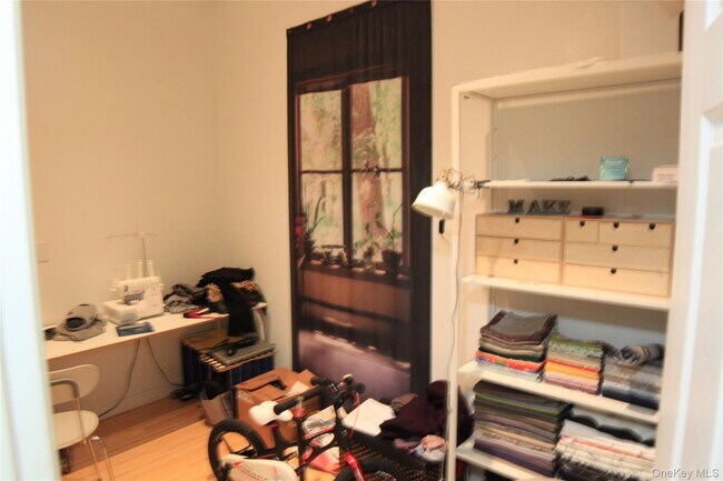 Building Photo - 217 Main St