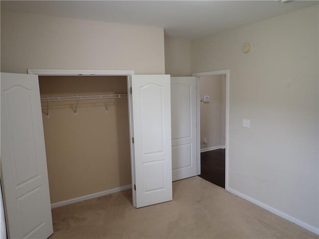 Building Photo - 3861 Branford Ct