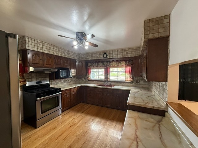 Building Photo - 8037 S Wentworth Ave