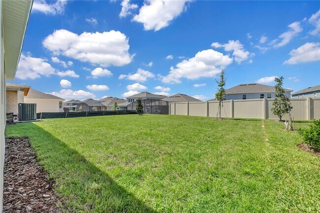 Building Photo - 4441 Lions Gate Ave