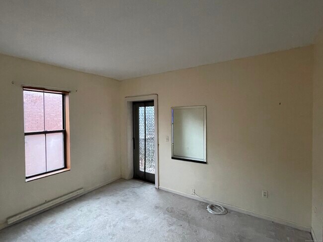 Building Photo - 34 Essex St