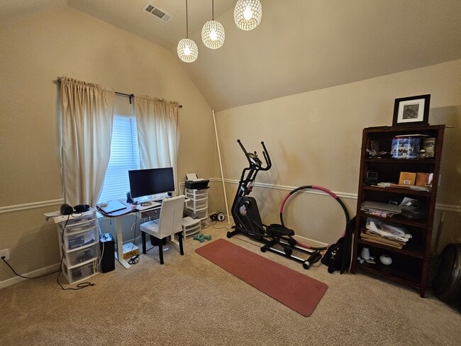 Building Photo - 202 Ermon Ct