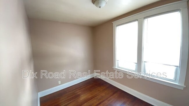 Building Photo - 4763 Dale Ave