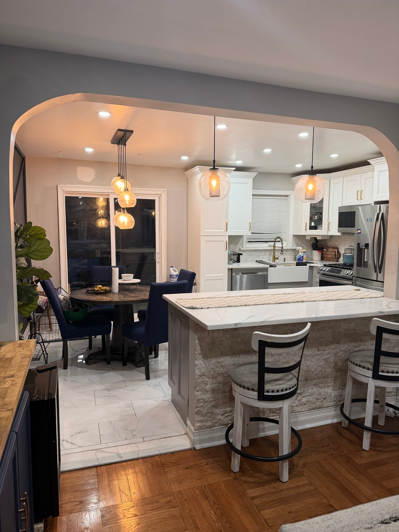 Building Photo - 2082 Pitman Ave