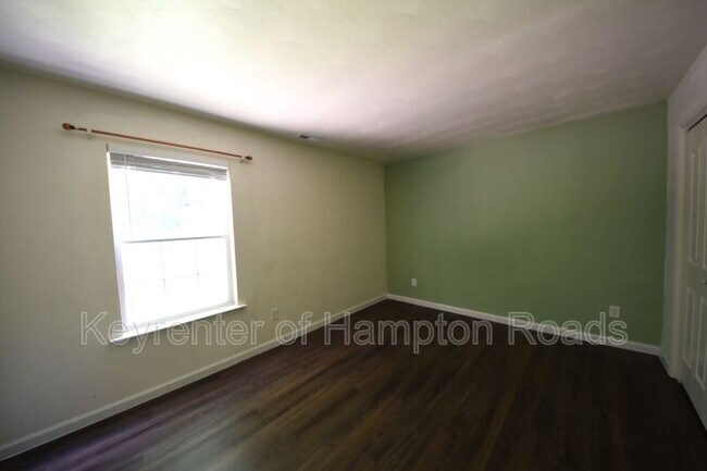 Building Photo - 1109 Lady Ashley Dr