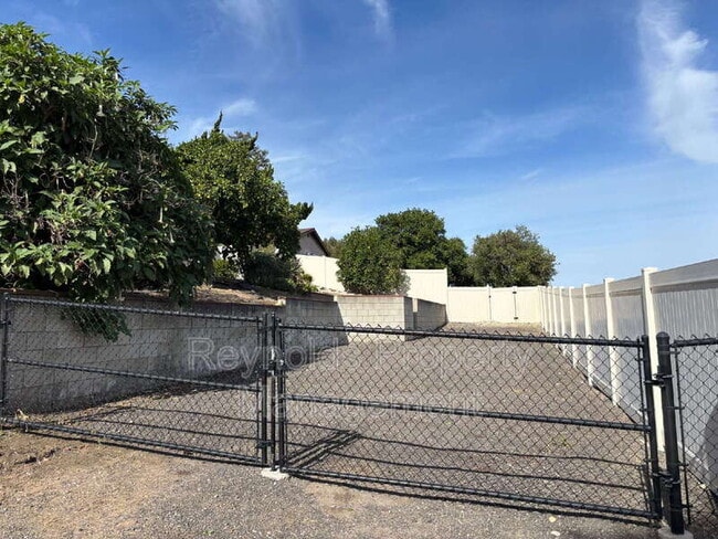 Building Photo - 9002 Watson Pl