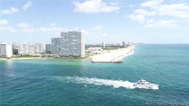 Building Photo - 2200 S Ocean Ln