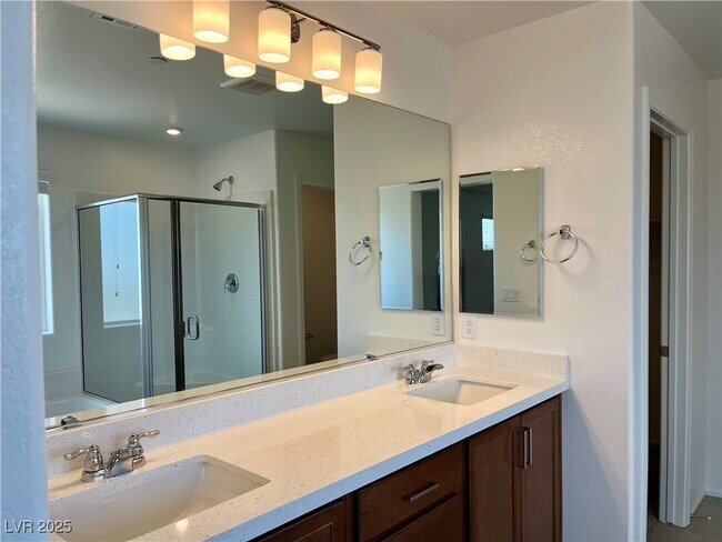 Building Photo - 9693 Biedler Ct