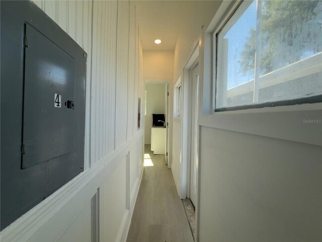 Building Photo - 401 E Columbus Dr