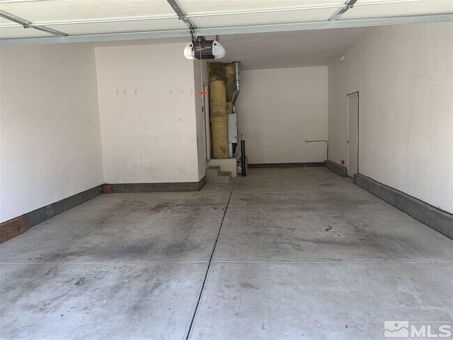 Building Photo - 2330 Wildcreek Dr