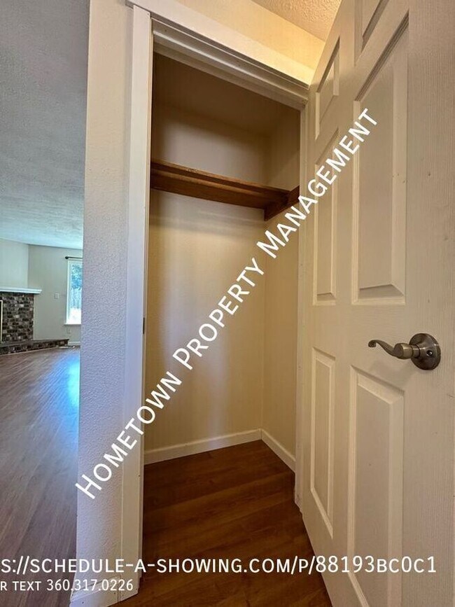 Building Photo - 2503 Conger Ct NW