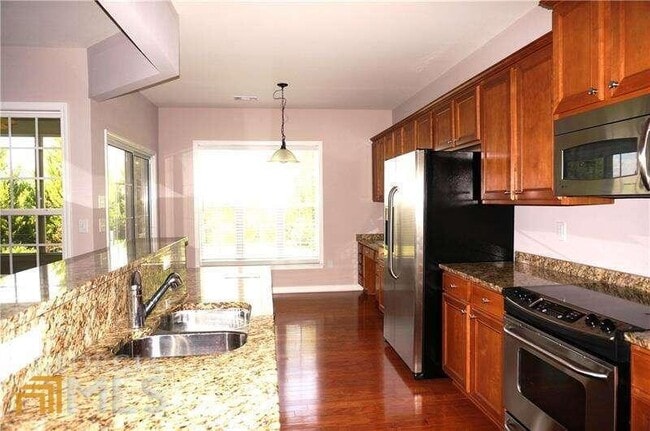 Building Photo - 6026 Creekside Ln
