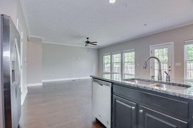 Building Photo - 473 Brantley Cove Cir