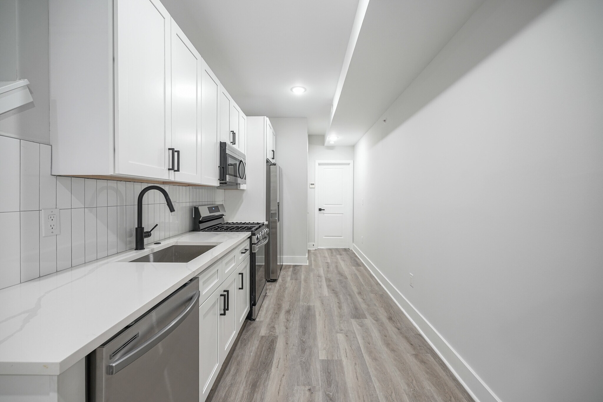 Building Photo - 2117 S 4th St