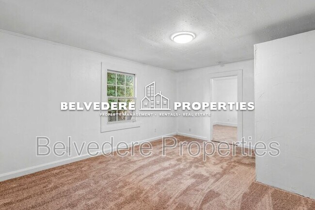 Building Photo - 2110 Shore St