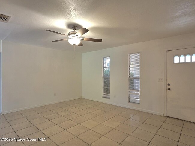 Building Photo - 1537 Mango Tree Dr