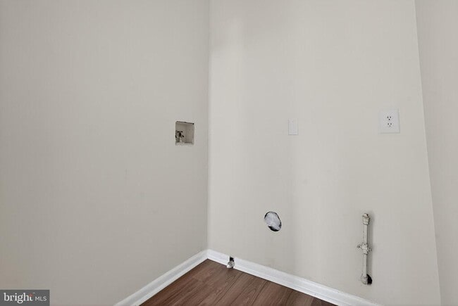 Building Photo - 59 Southard St