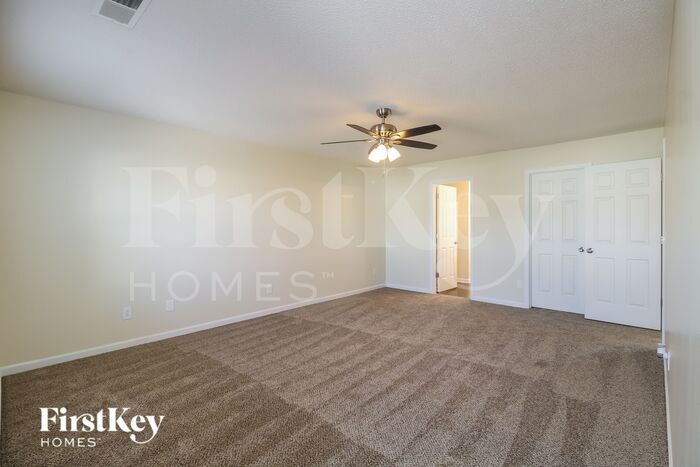 Building Photo - 1901 Harvick Ct