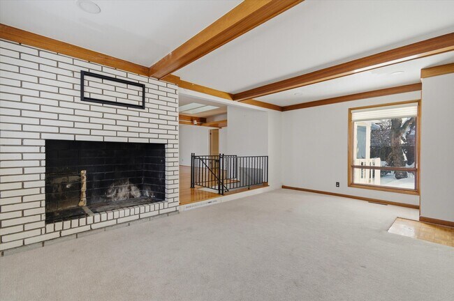 Building Photo - 1510 Barnard Rd